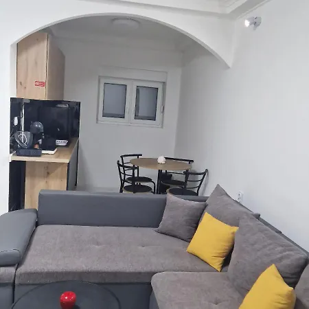 Apartman Maya 2 Buzin Kültér fotó